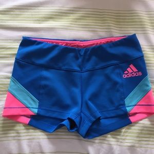 ✅Adidas shorts